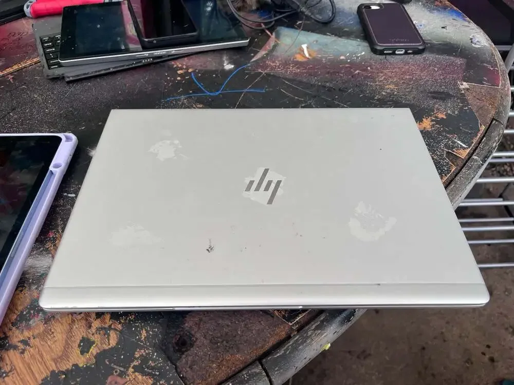 HP elitebook 840